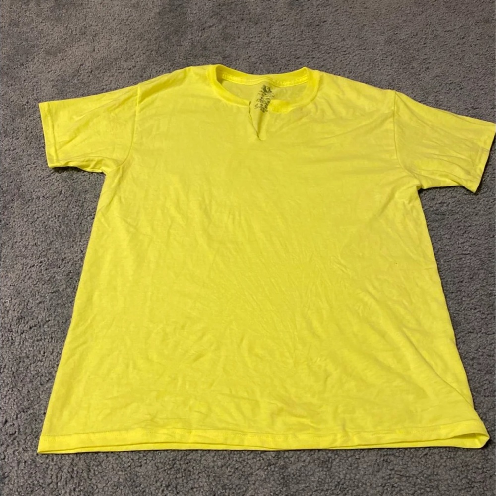 t shirt